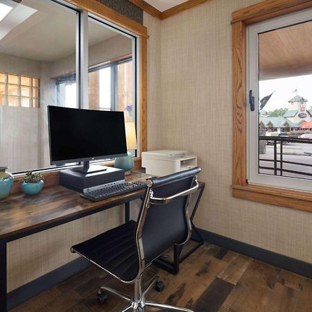 Days Inn & Suites By Wyndham Bozeman Bagian luar foto