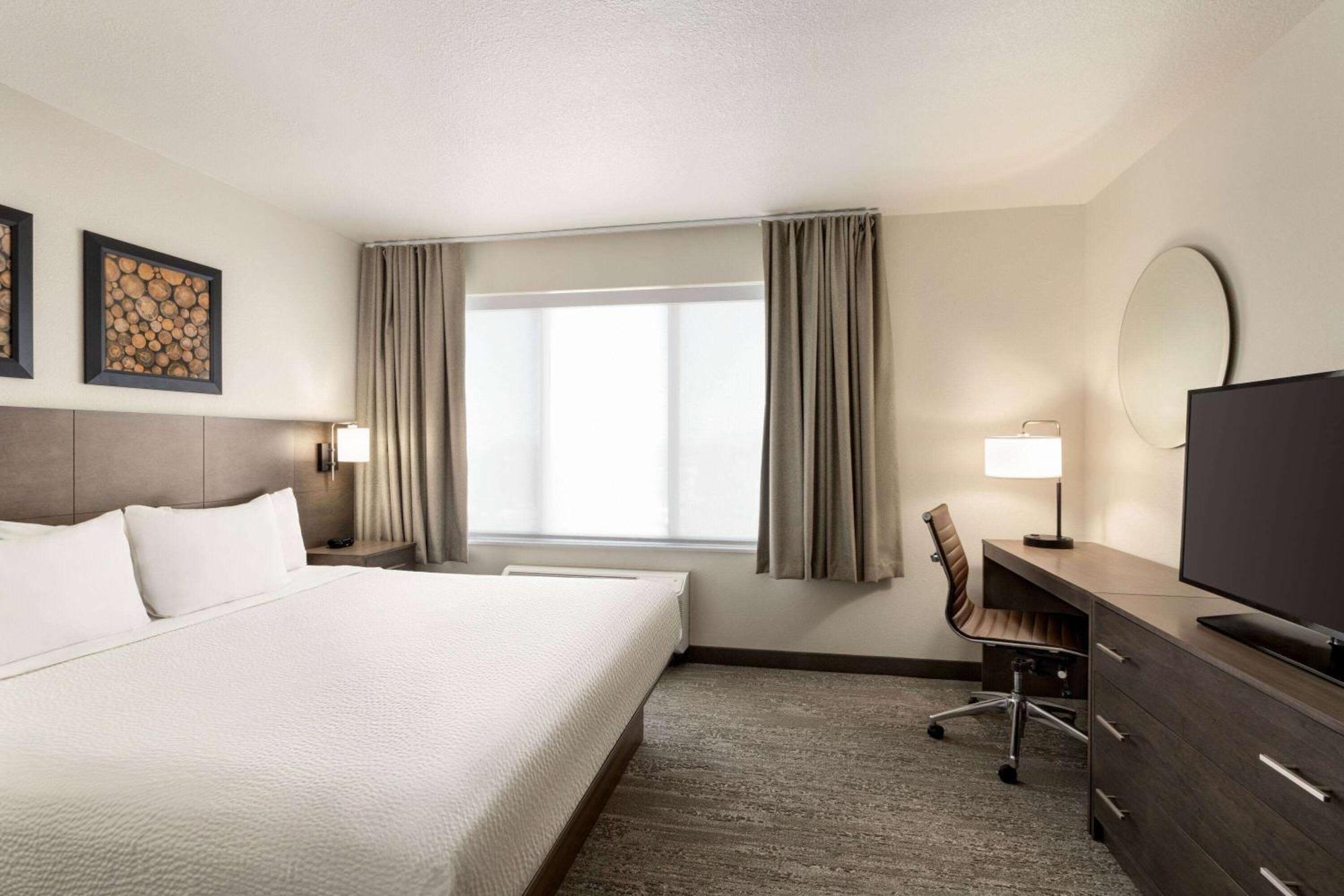 Days Inn & Suites By Wyndham Bozeman Bagian luar foto