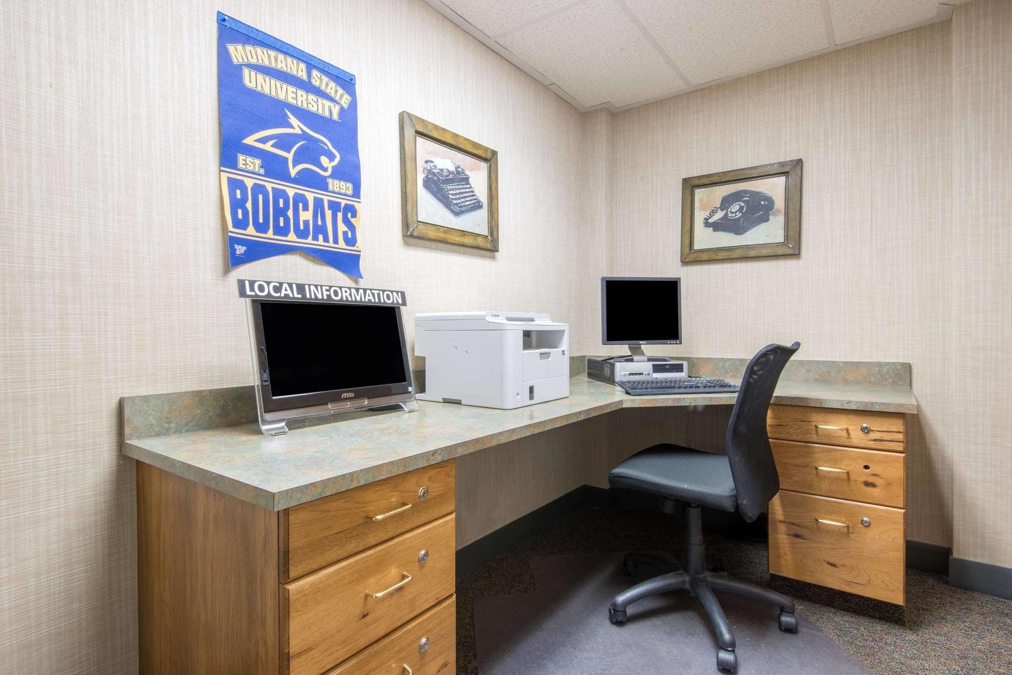Days Inn & Suites By Wyndham Bozeman Bagian luar foto